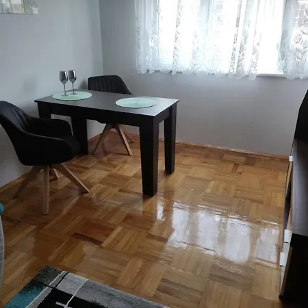 гарсониера за в лазур Apartment