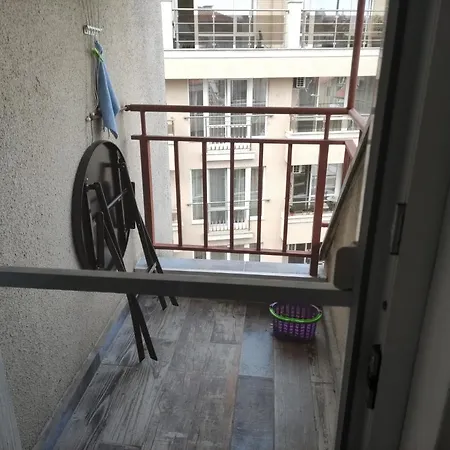 гарсониера за в лазур Apartment Burgas